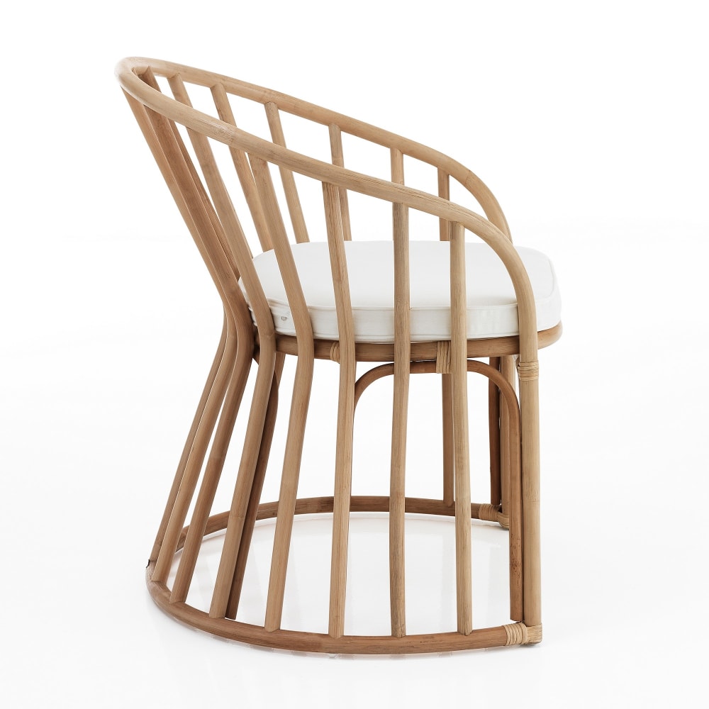 Poltroncina in rattan beige con cuscino - ORESTELUCHETTA