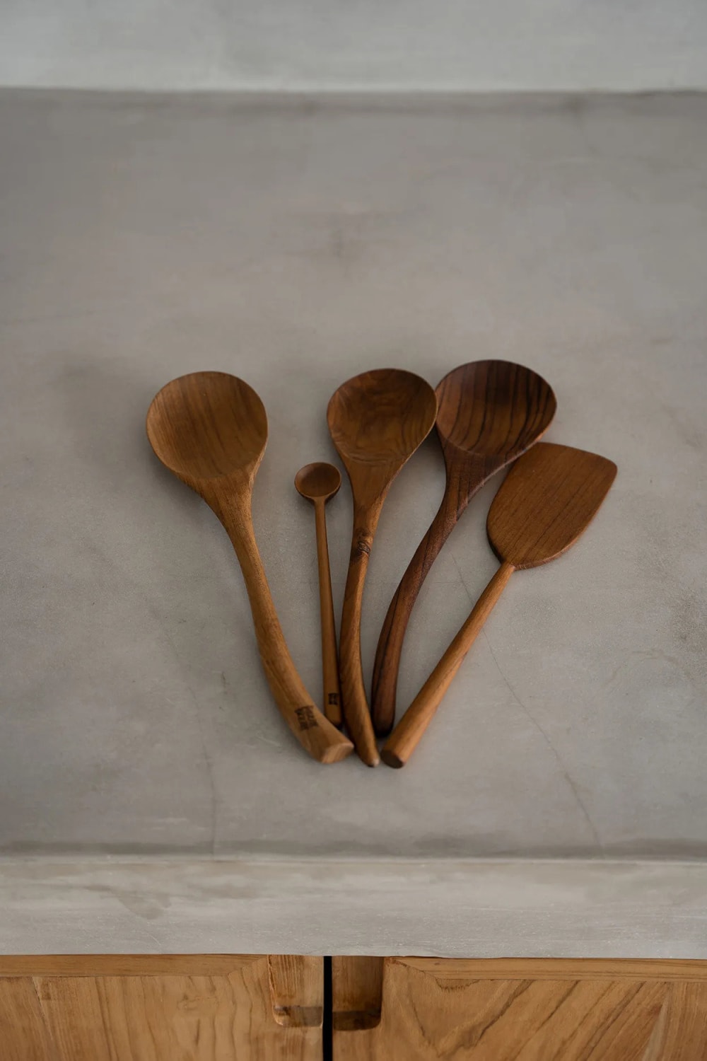 Spatola in legno di teak marrone 28x6x1 cm - Bazar Bizar
