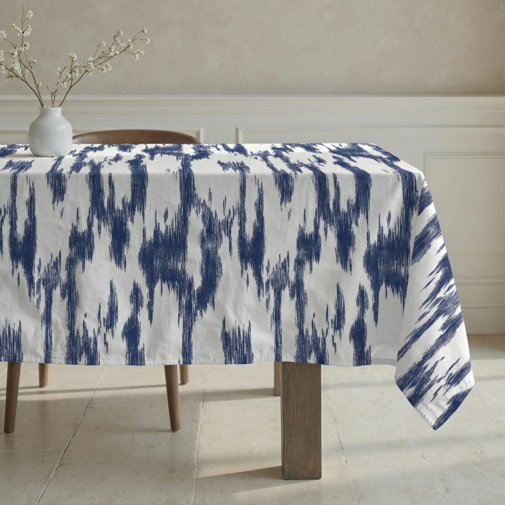 Nappe enduite anti-taches en coton bleu marine 240x155 cm