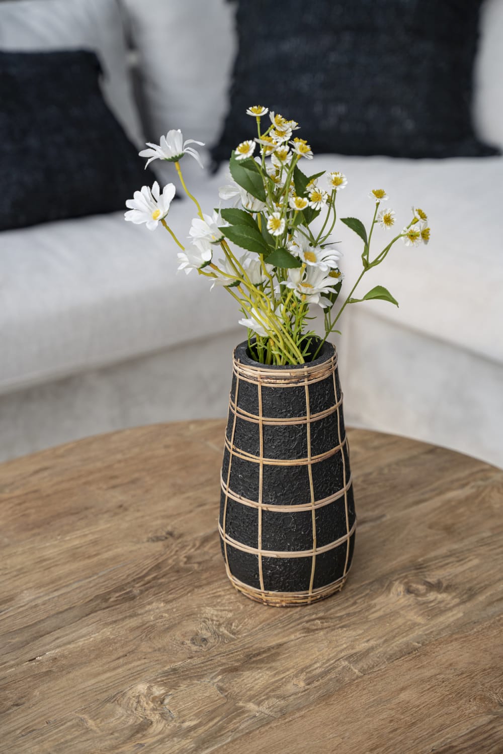 Jarrón de terracota y ratán en negro y marrón 14x14x31cm - Maisons du Monde