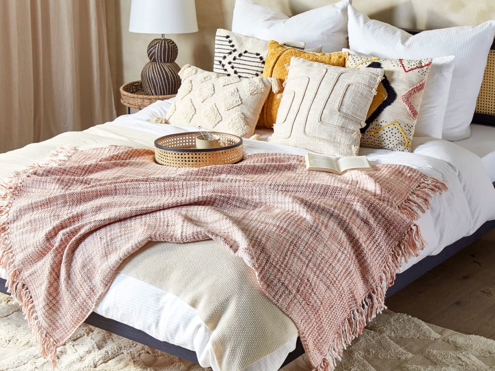 Beliani Kuscheldecke aus Acryl 150 x 125cm, braun style vintage - Acryl