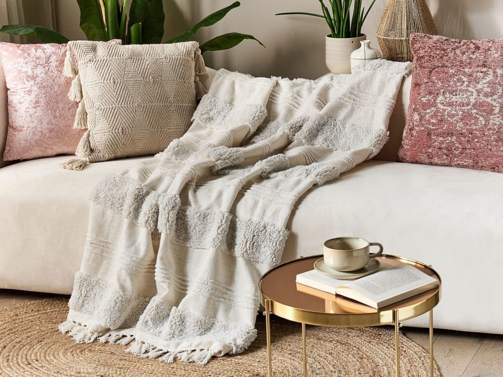 Beliani Kuscheldecke aus Baumwolle 180 x 130cm, beige style vintage - Baumwolle