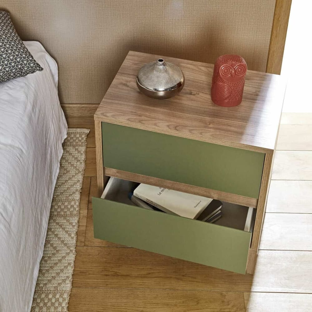 Chevet 2 tiroirs effet bois noyer et vert - Maisons du Monde