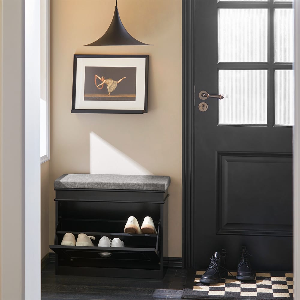 Banc à chaussures avec porte abattante largeur 61cm effet bois noir - Maisons du Monde