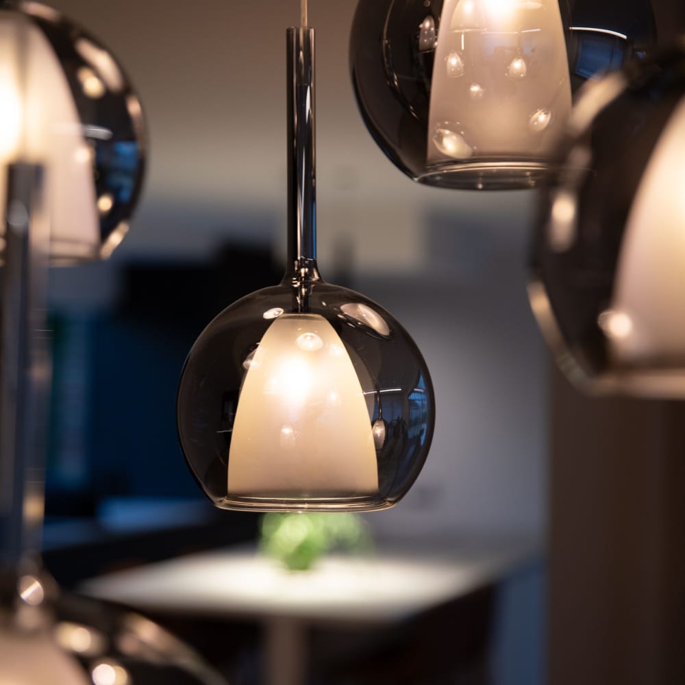 Lampe à colline avec abat-jour en métal en noir de 140 cm de hauteur — vue 4
