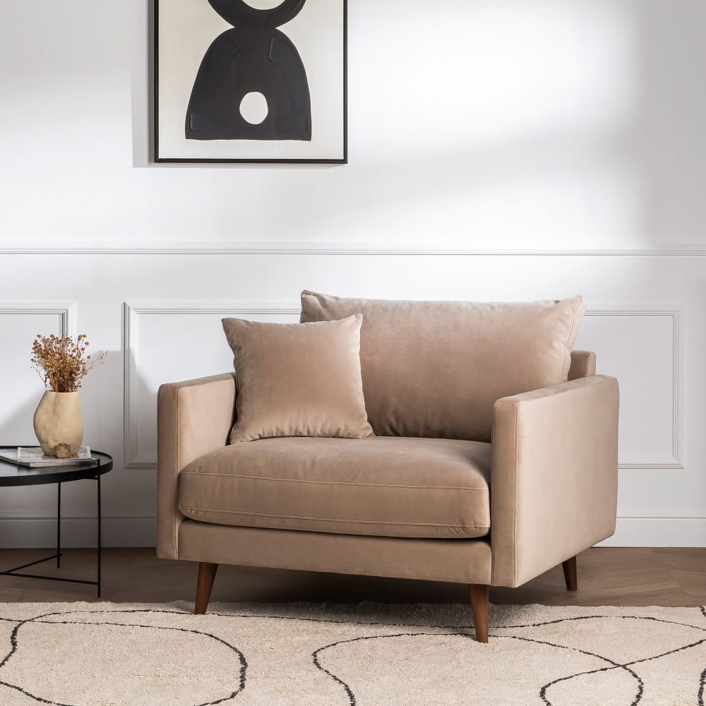 Fauteuil xl en velours pieds bois foncé - beige - Maisons du Monde