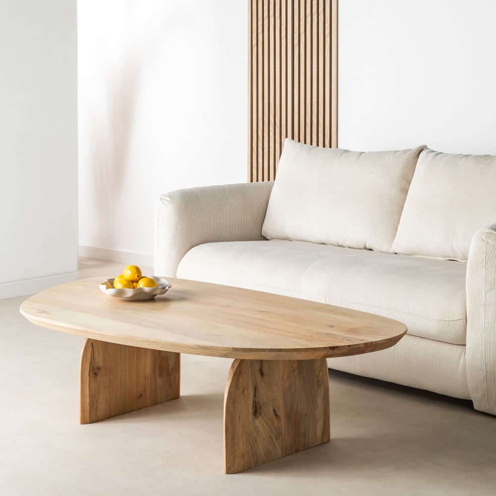 Table basse organique en bois massif de manguier - Bois clair