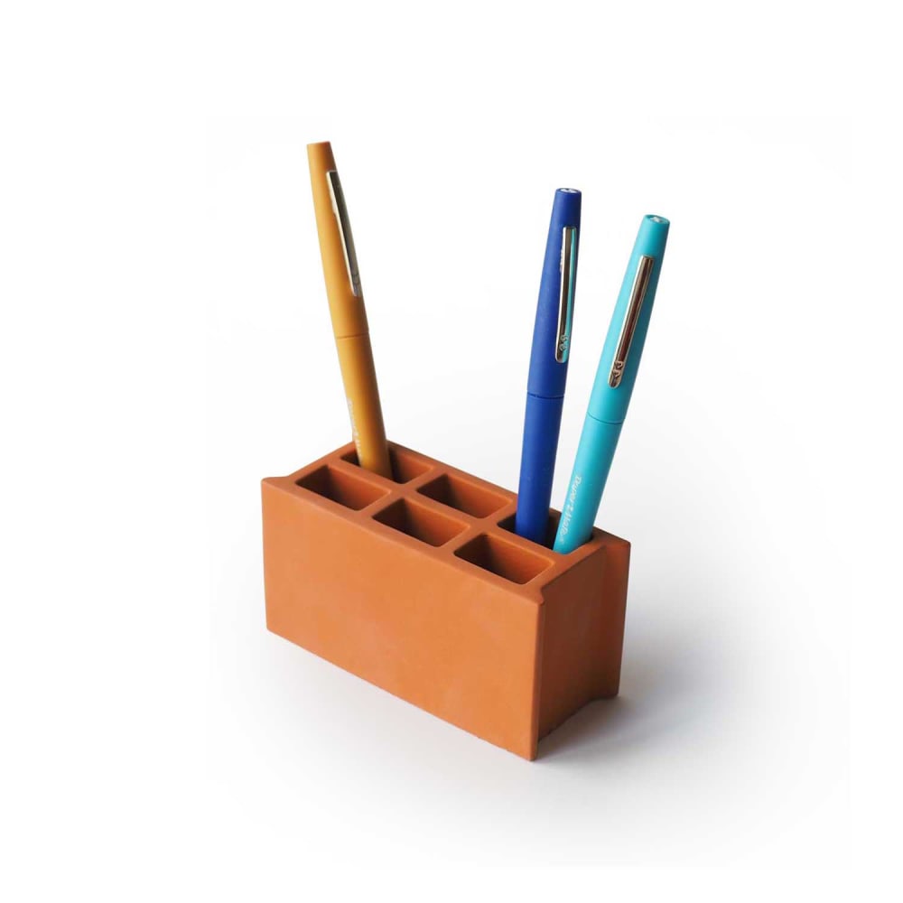 Pot à crayons en béton terracotta