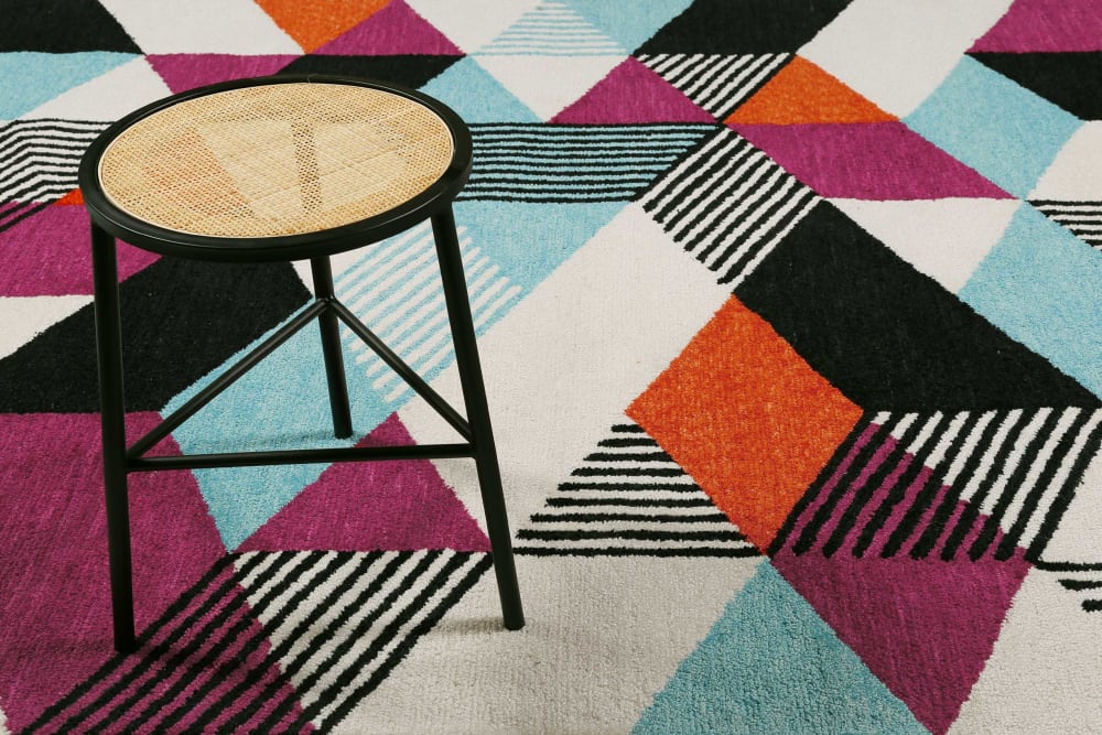 Tapis fait main à poil ras motif coloré 140x200 — vue 3