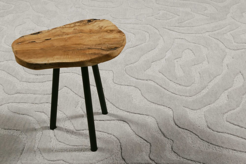 Tapis fait main motif abstrait et relief taupe 160x230