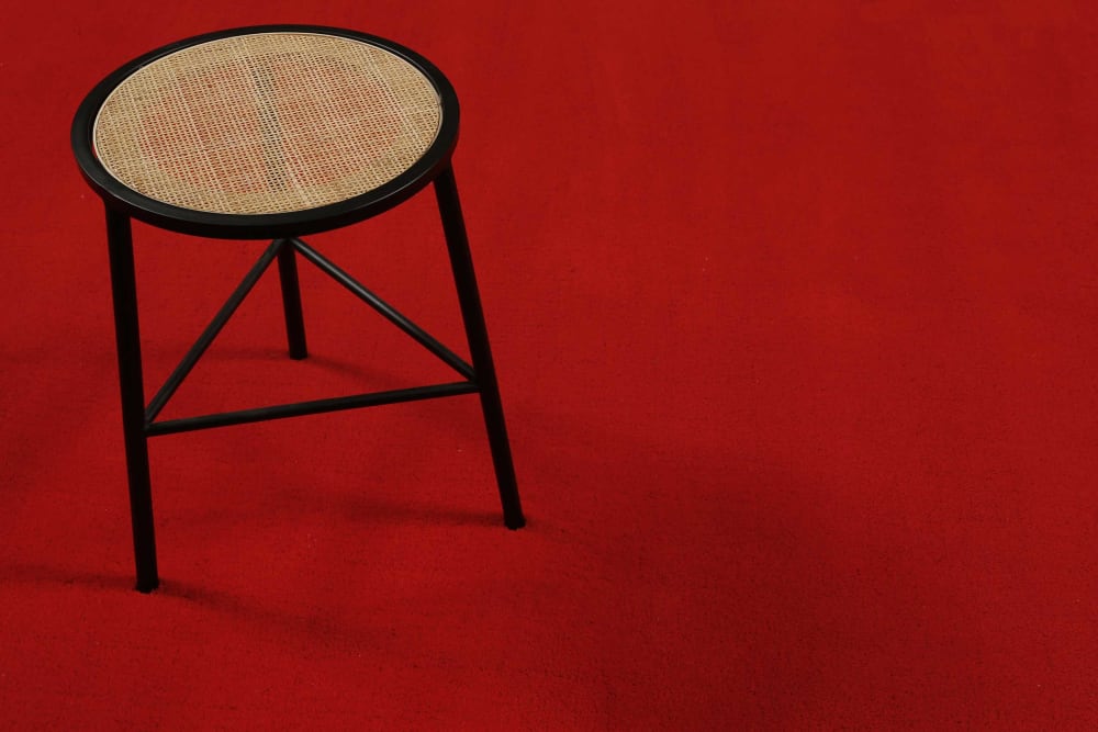 Tapis à poil court pure laine vierge rouge 70x140 — vue 4