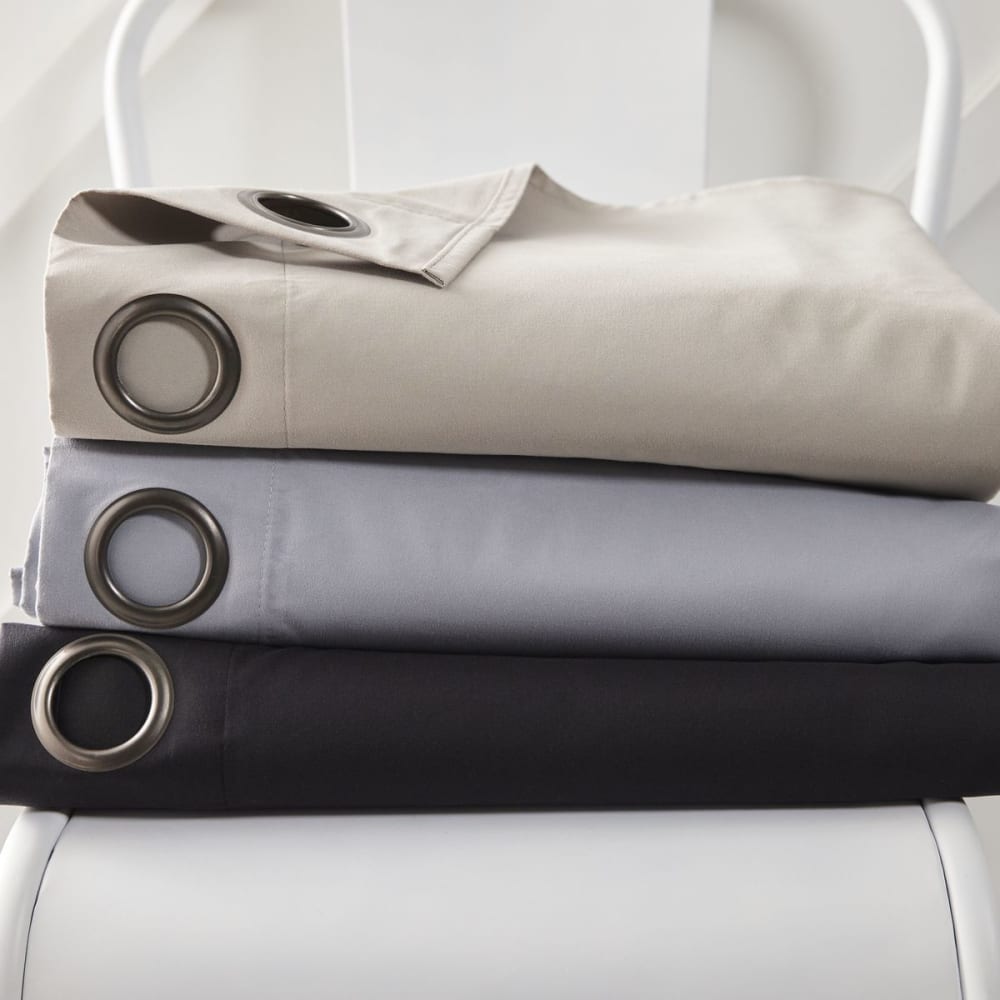 Rideau ultra occultant  140x240 cm Gris clair - Maisons du Monde