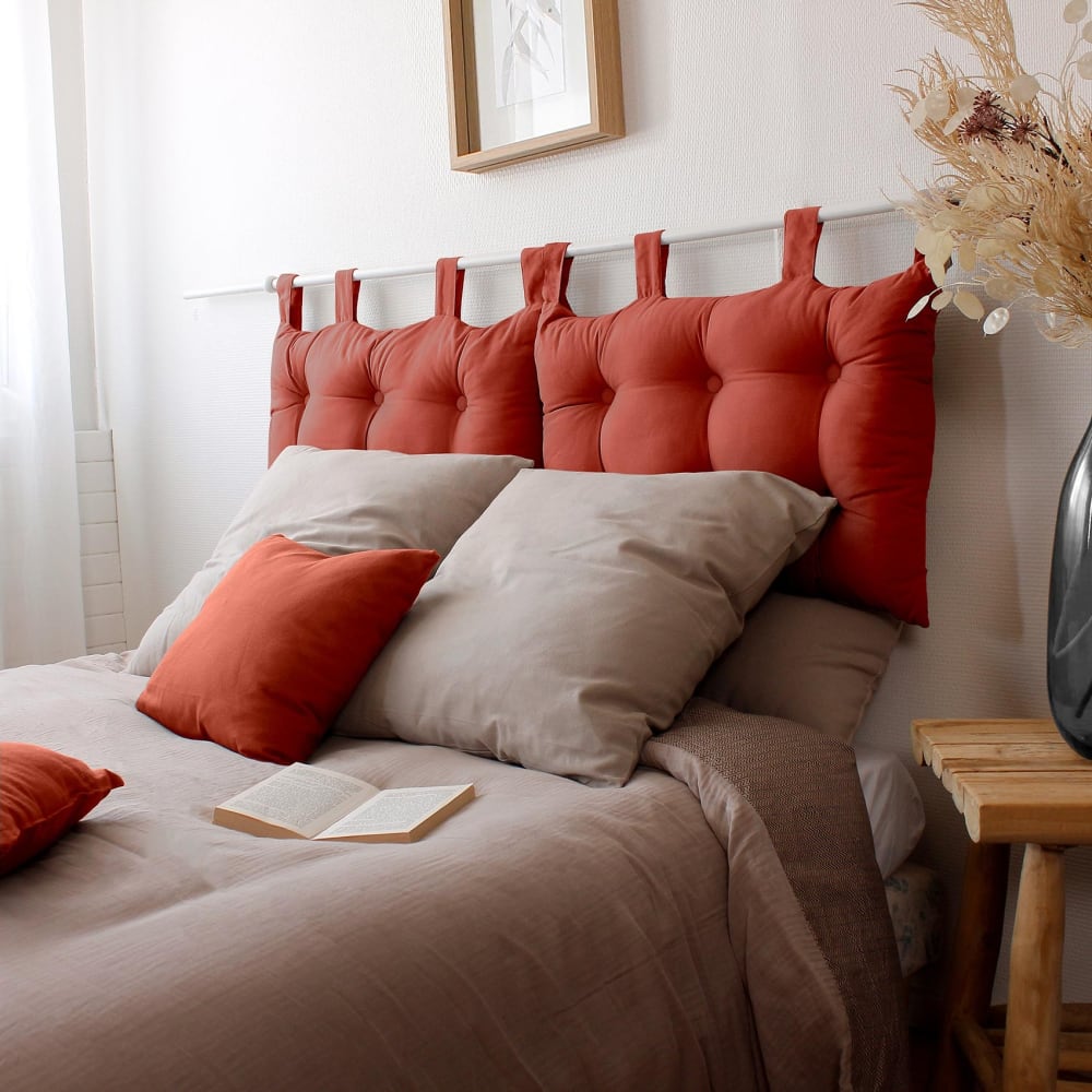 Coussin tête de lit en coton et pattes boutonnées brique 70x45 cm