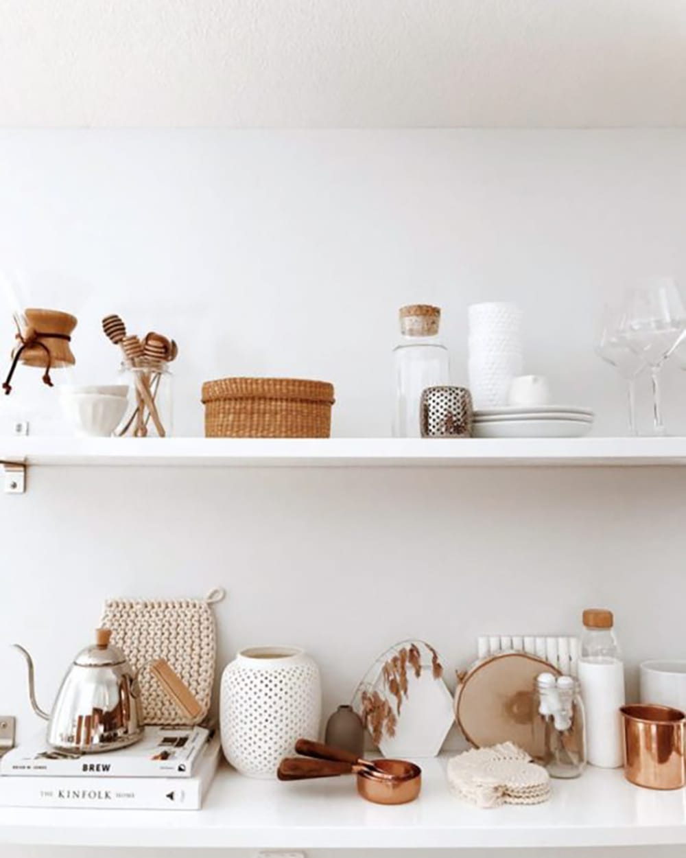 Étagère flottante en bois de sapin blanc 160x3,2cm