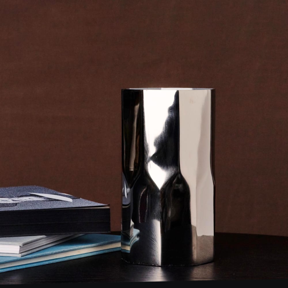 Vase décoratif en aluminium argenté H23 - Maisons du Monde