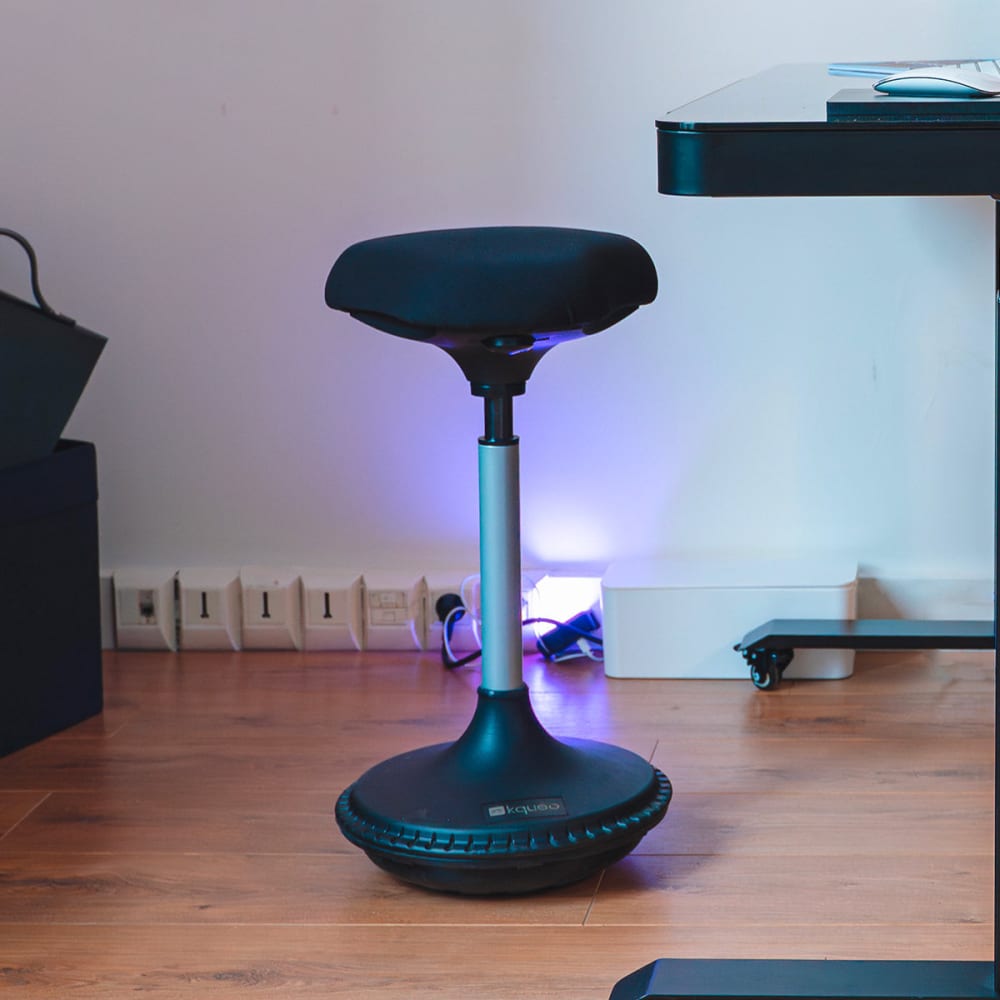 Tabouret assis debout ergonomique noir