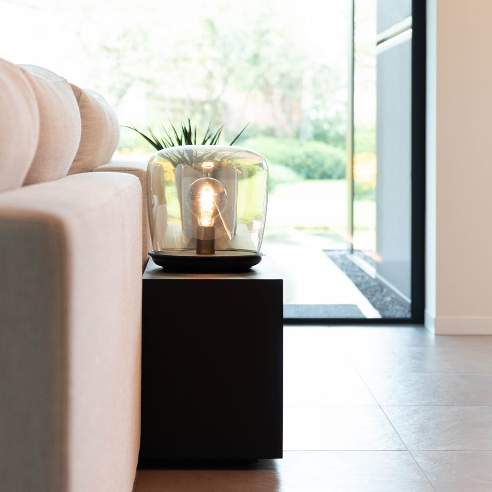 Lampe de table, métal & verre fumé, hauteur 30 cm — vue 3