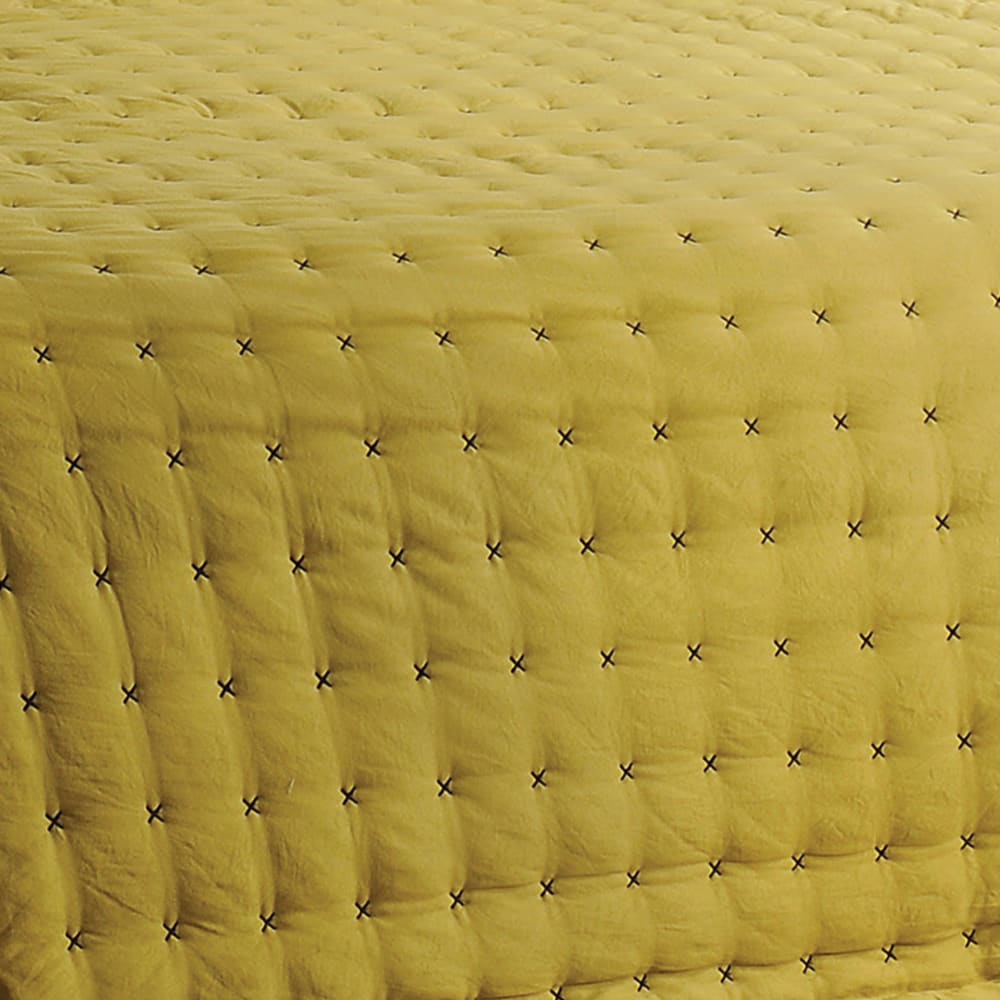 Jeté de lit matelassé et uni polyester vert clair 230x250 cm - Maisons du Monde