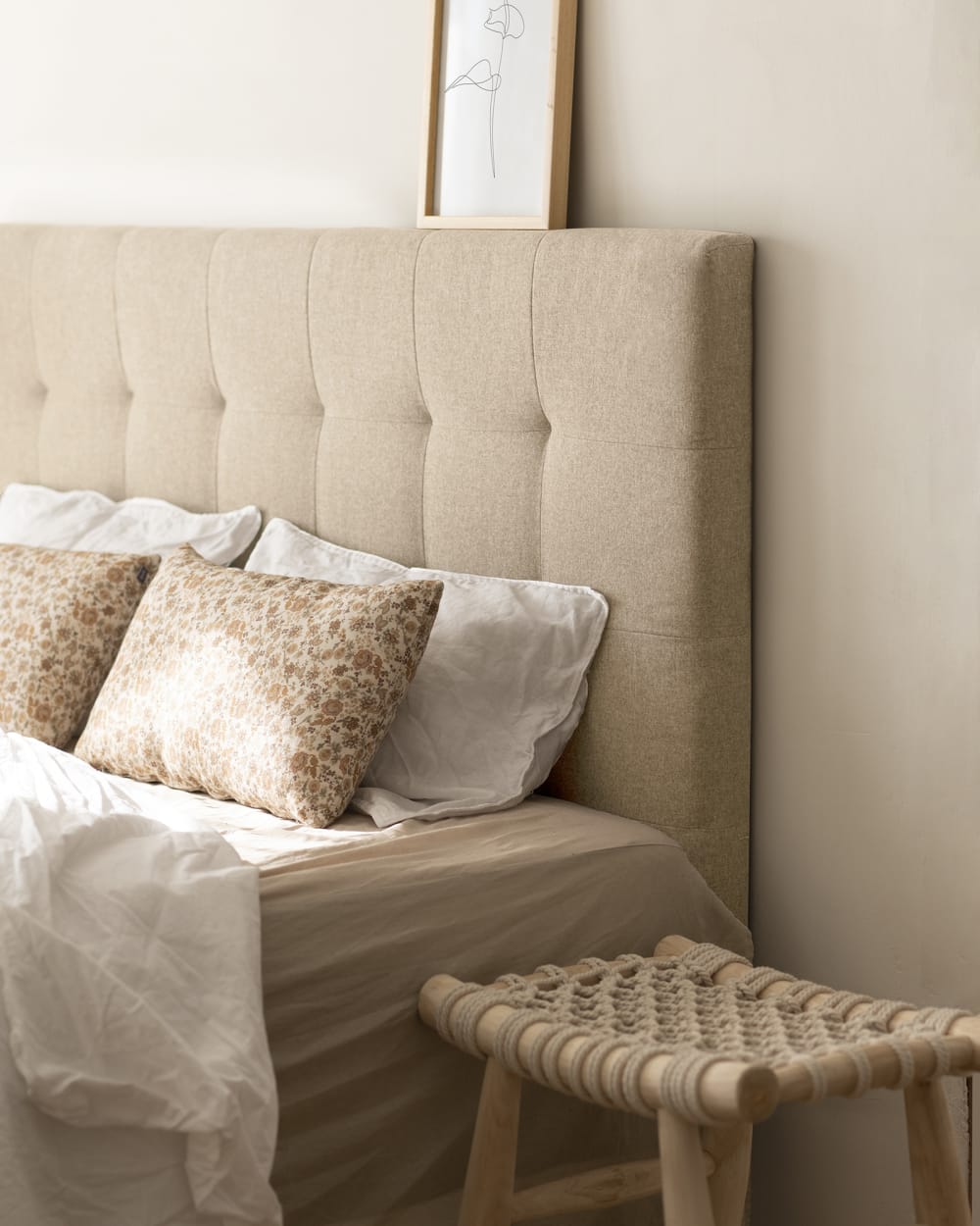 Cabecero tapizado de poliester con pliegues en color beige de 90x80cm - Maisons du Monde