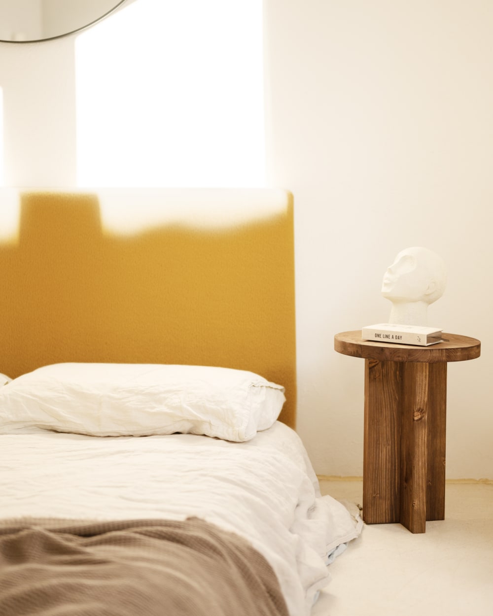 Tête de lit en coton moutarde 135x80cm