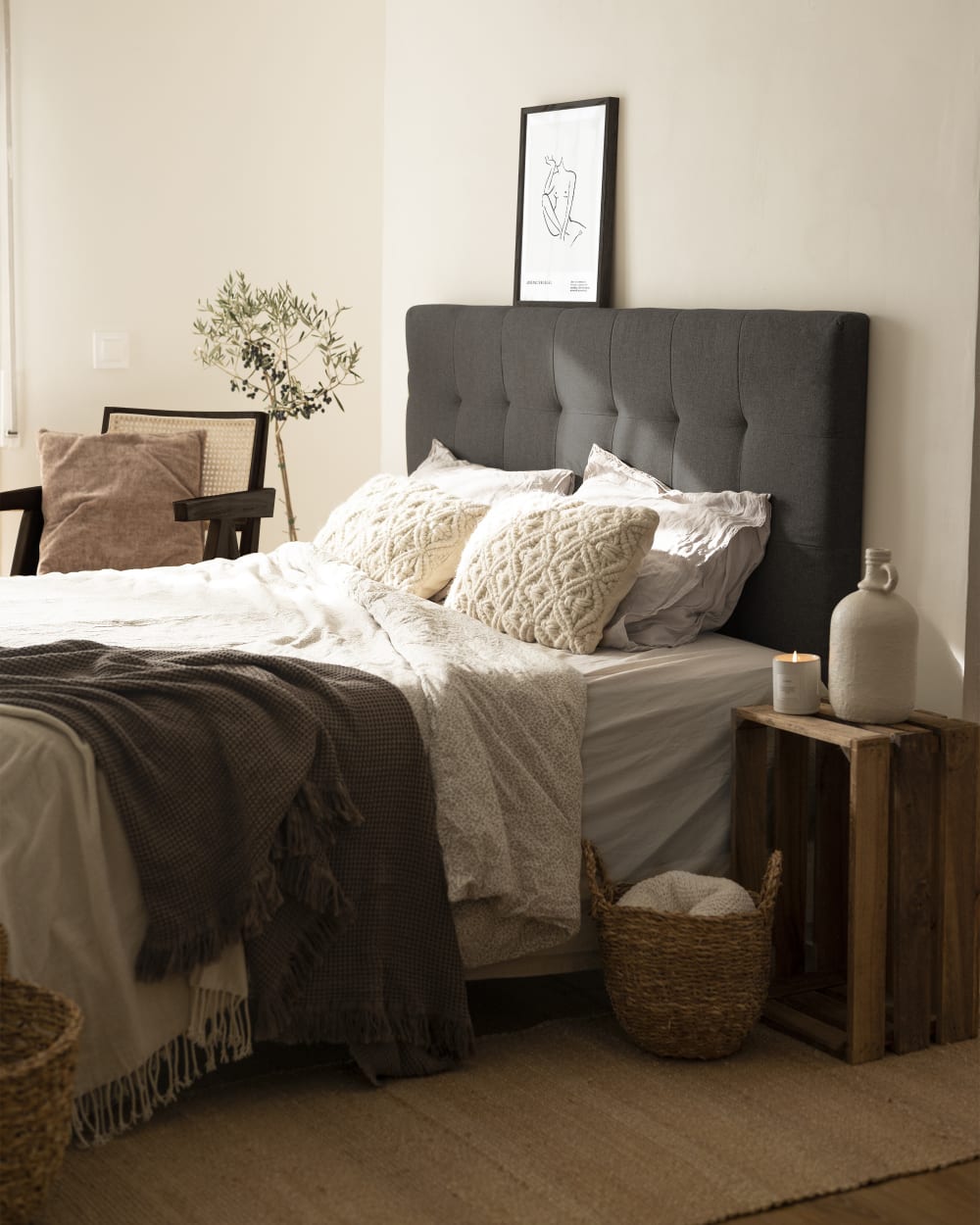 Cabecero tapizado de poliester con pliegues en color negro de 200x80cm - Maisons du Monde
