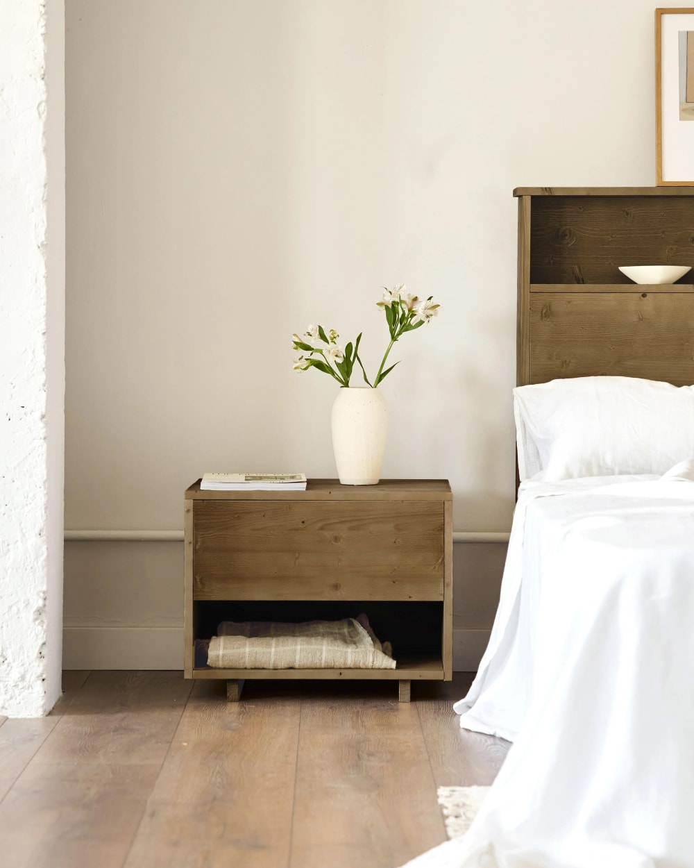 Nachttisch aus massivem Tannenholz braun - Maisons Du Monde