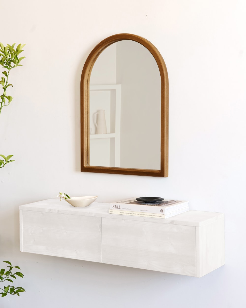 Espejo arqueado hecho a mano en color marrón claro - Maisons du Monde
