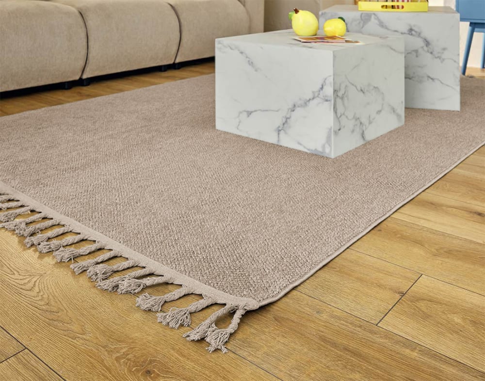 Tapis en 100% polyester taupe 160x230 cm — vue 3