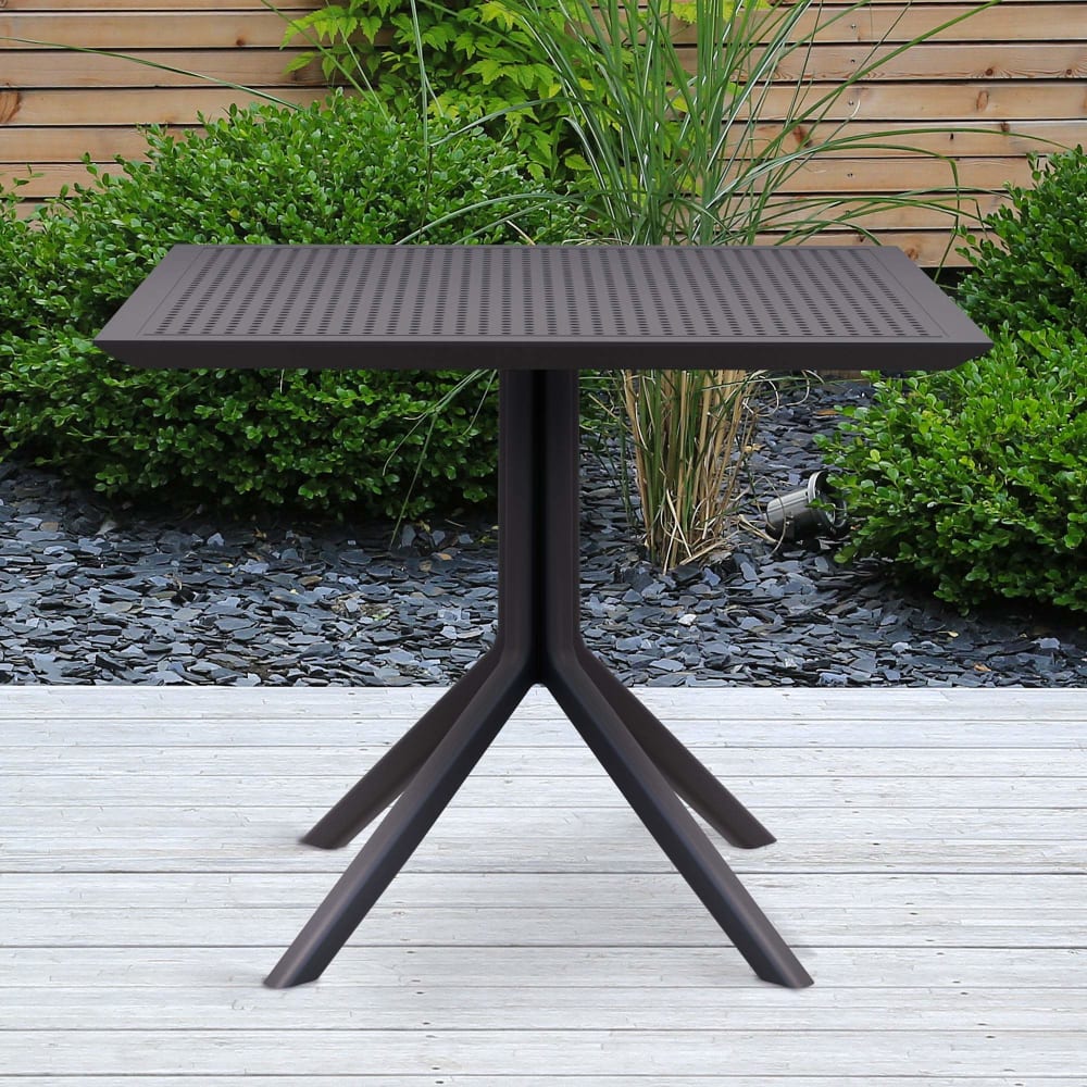 Mesa cuadrada de exterior para 4 personas en plástico negro