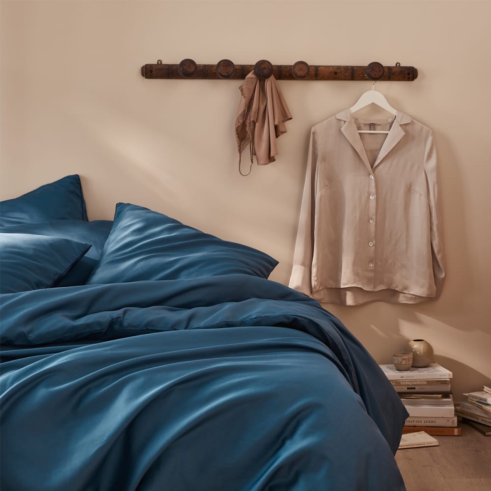 Drap housse uni en satin de coton bleu marine 160x200 - Maisons du Monde