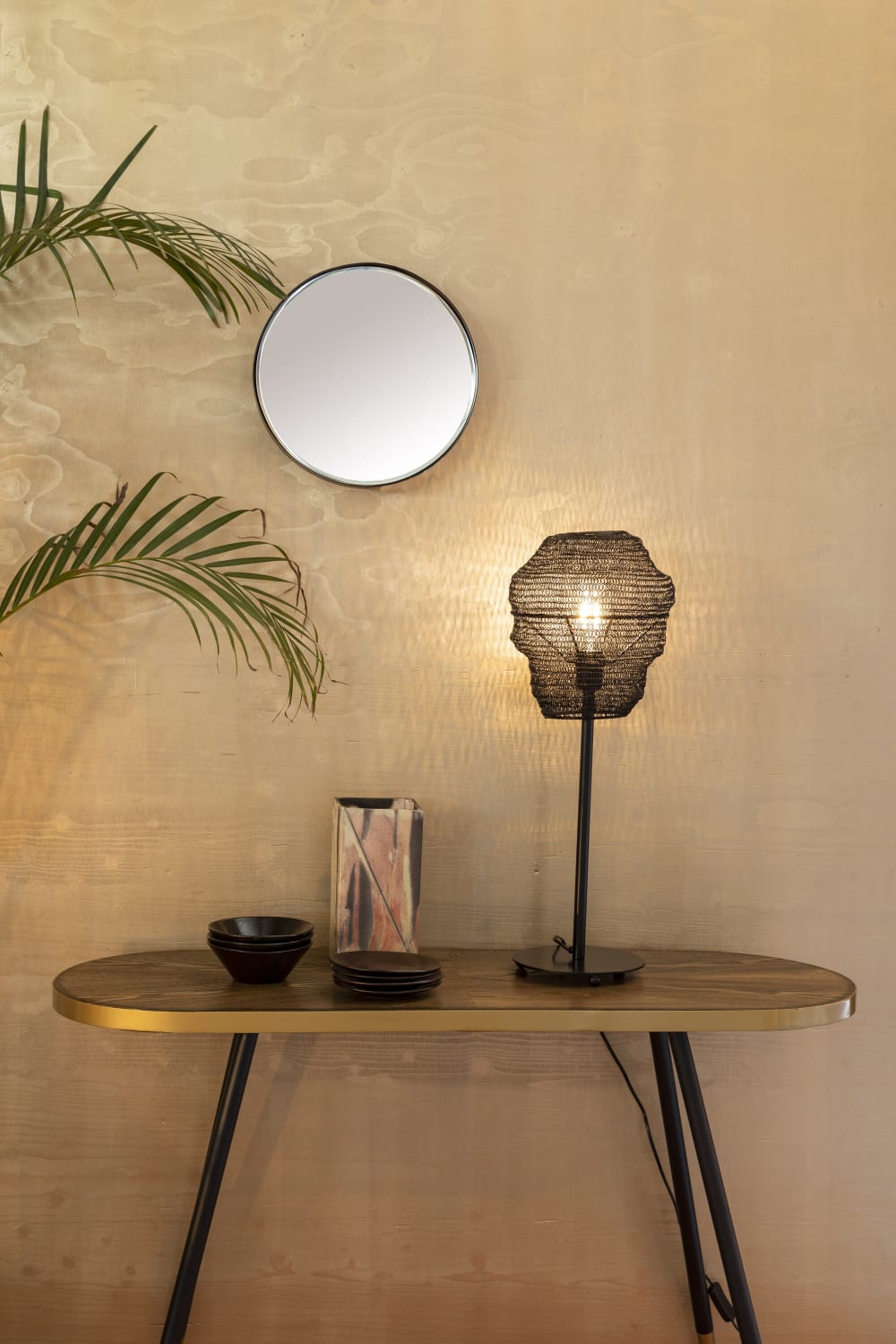 Lampe à poser en métal noir — vue 4