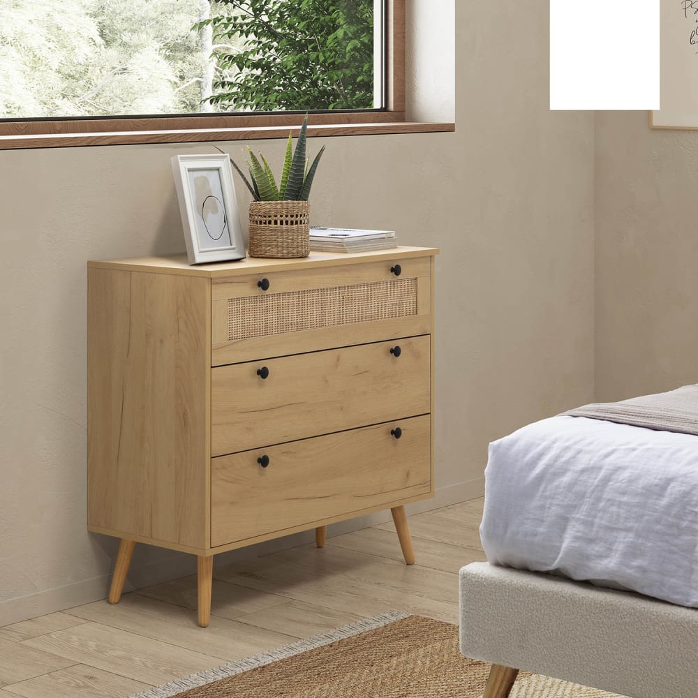 Commode nuit 3 tiroirs couleur chêne avec rotin naturel