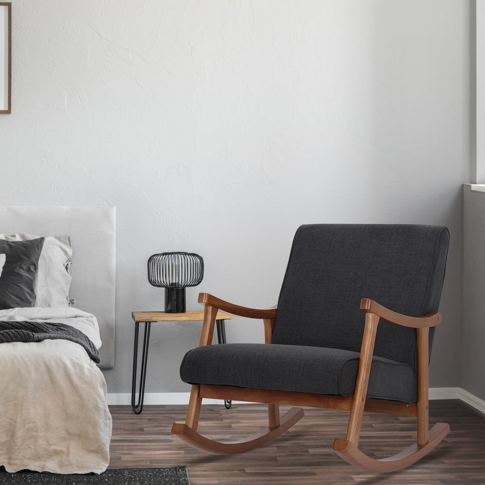 Mecedora con base de madera y asiento en tela gris oscuro