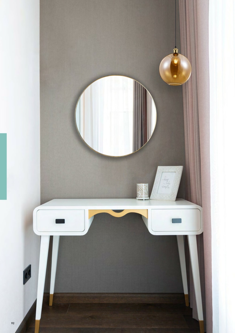 Miroir déco design en métal doré - Maisons du Monde
