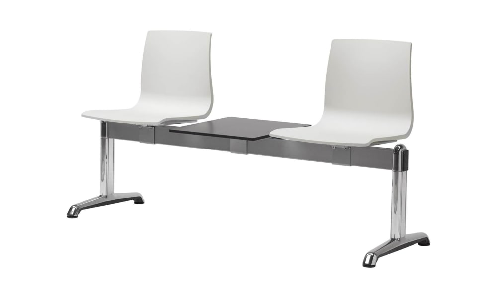 chaise design en plastique