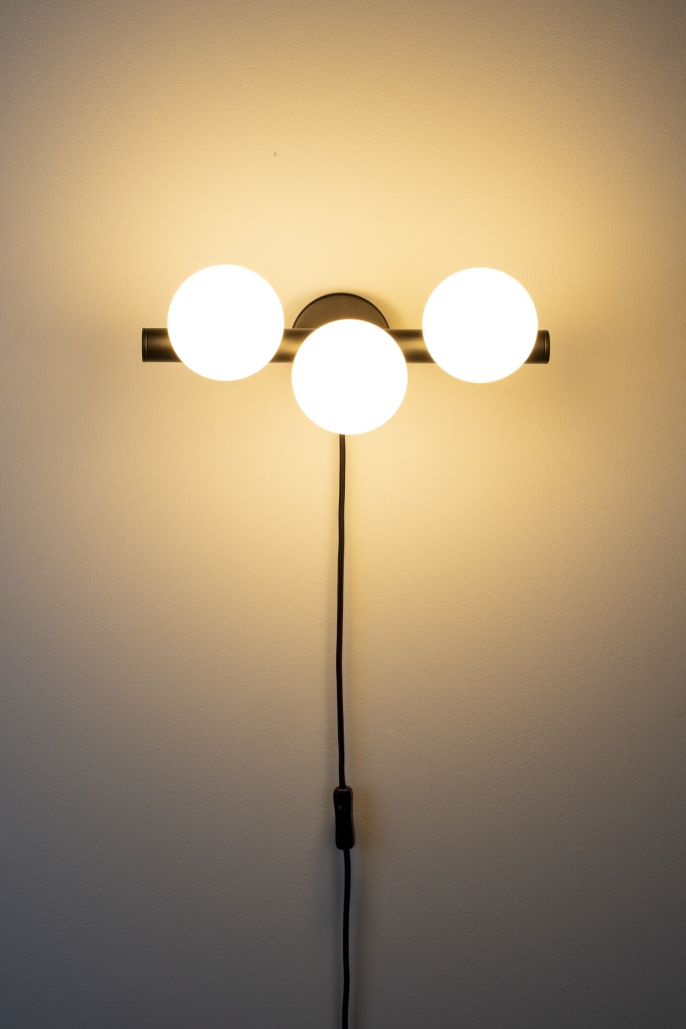 Applique en verre blanc — vue 3