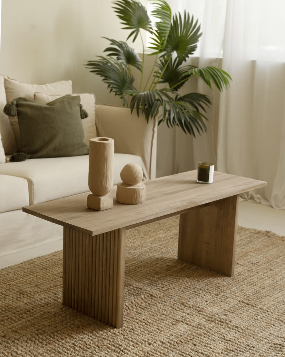 Table basse en bois de sapin vieilli 120x45cm - Maisons du Monde