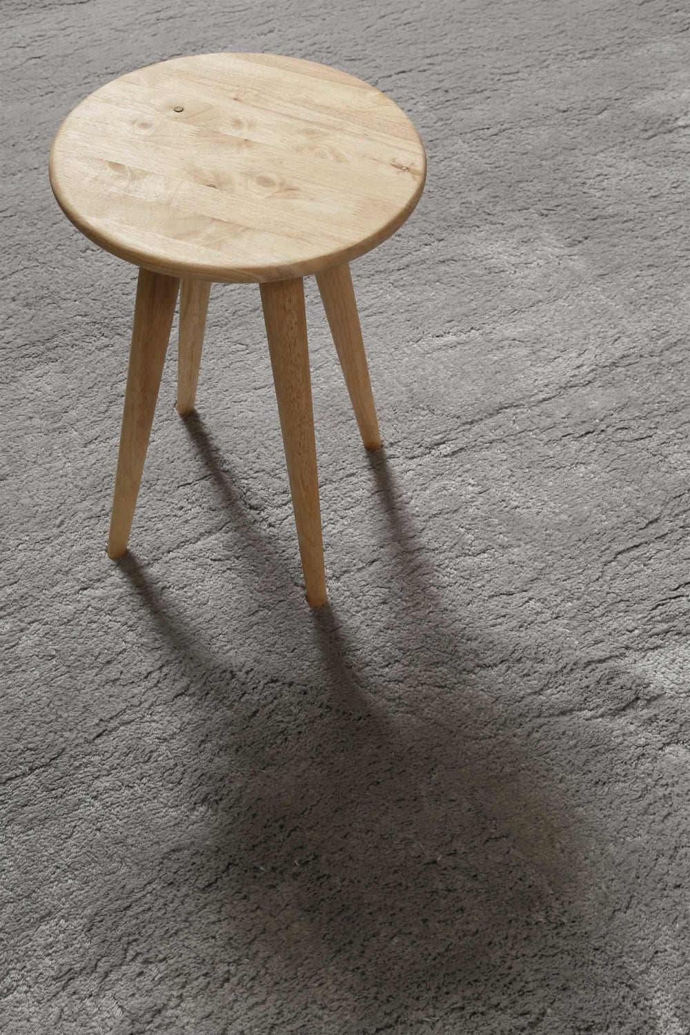 Tapis à poils longs, doux et moelleux, gris clair 110x170 — vue 3