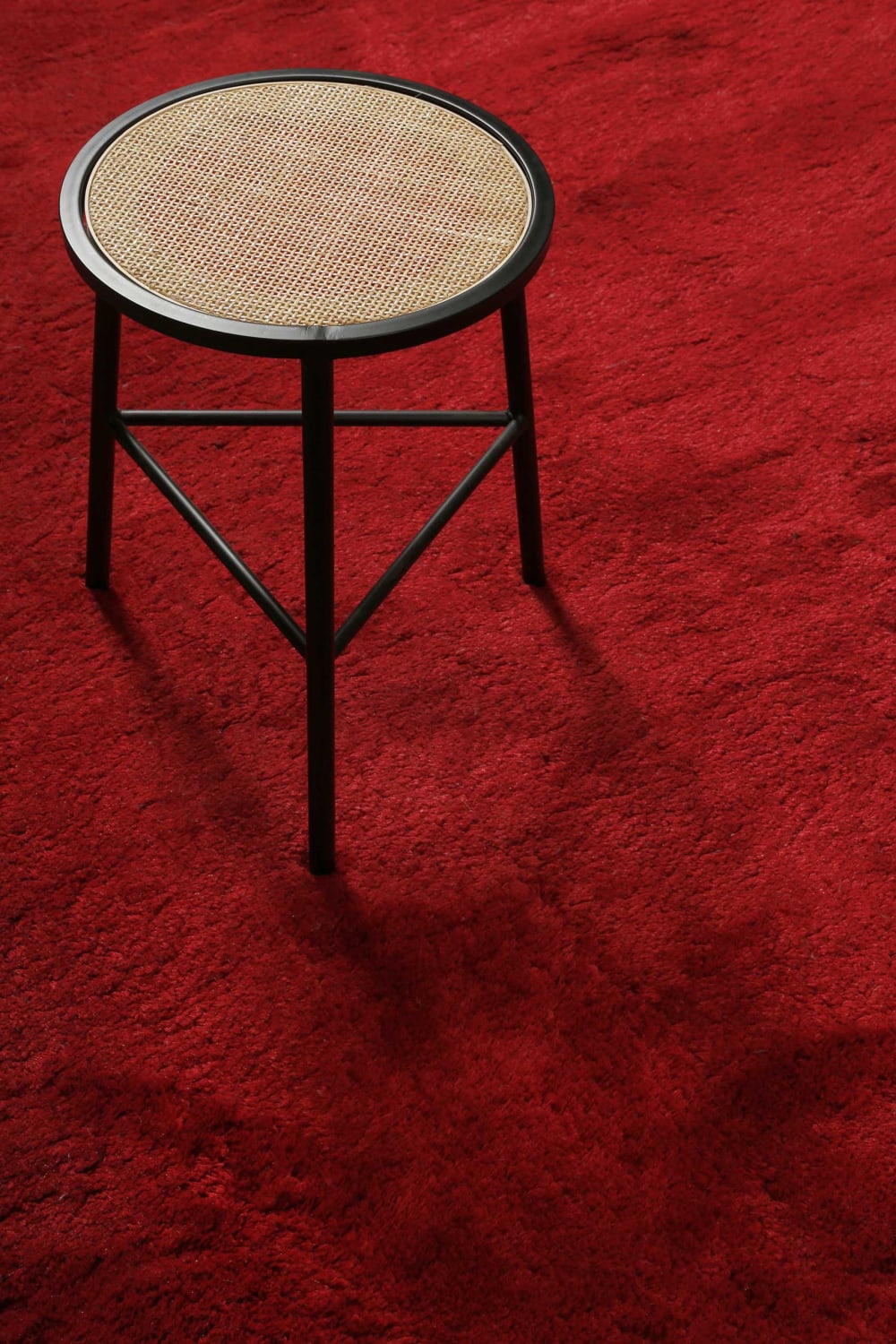 Tapis à poils longs, doux et moelleux, rouge 70x140 — vue 3