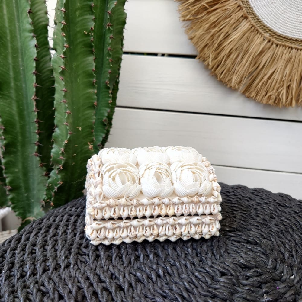 Boîte en coquillages, blanc 10x13x8 cm - Maisons du Monde