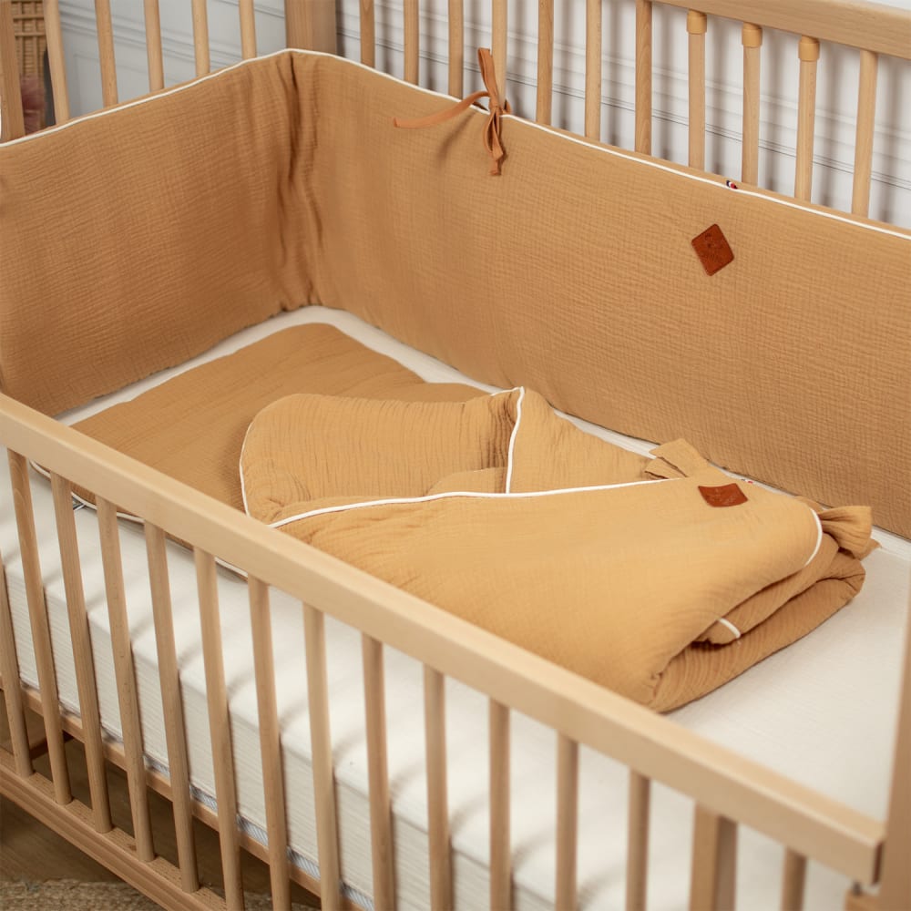 Tour de lit bébé universel  gaze de coton camel 210x30 cm