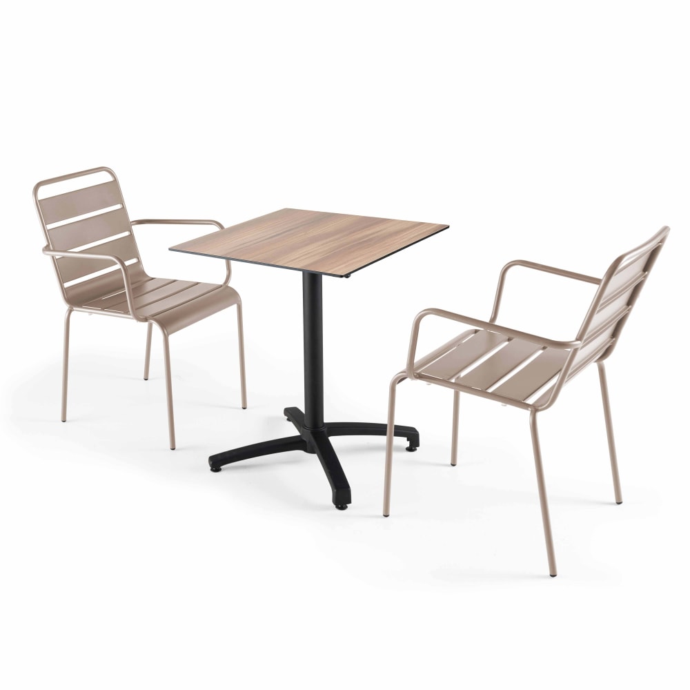 Ensemble table de terrasse stratifié chene foncé et 2 fauteuils taupe