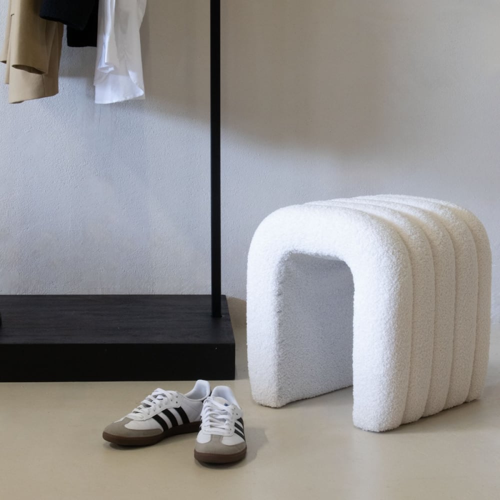 Hocker aus Bouclé-Stoff, beige - Maisons Du Monde