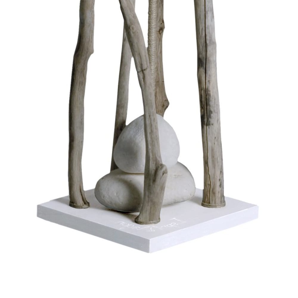Lampadaire en bois blanc - Maisons du Monde
