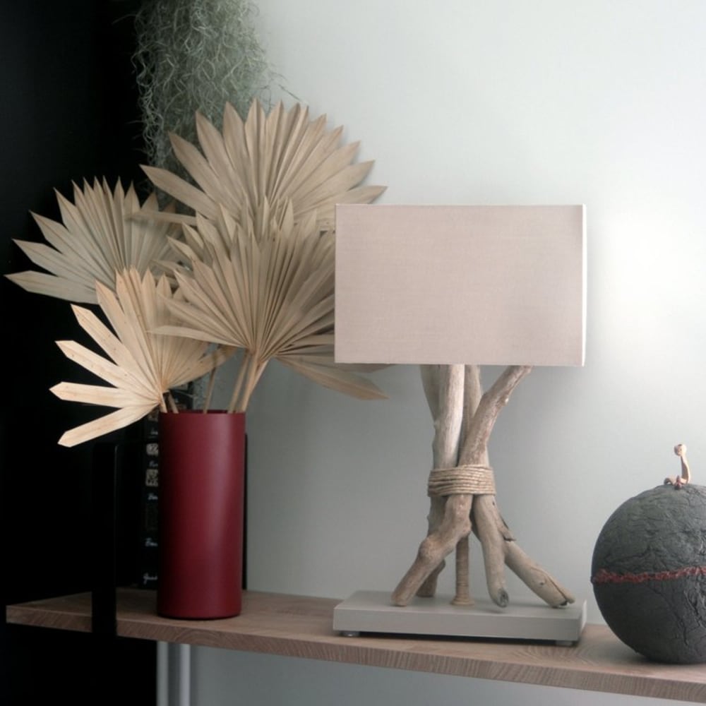 Lampe à poser en bois taupe - Maisons du Monde