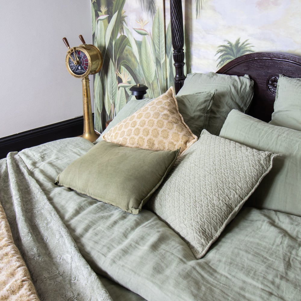 Coussin en velours beige 45cm — vue 4