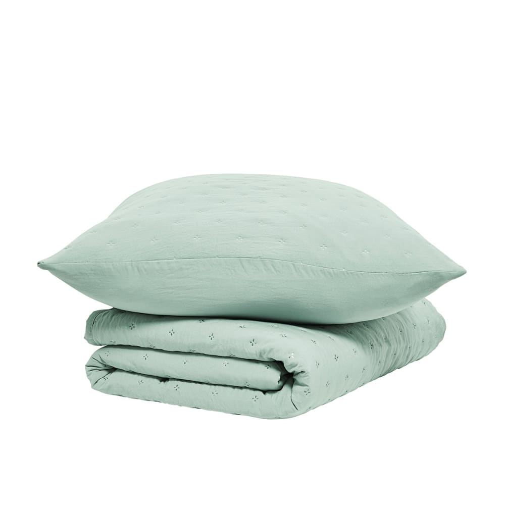 Couvre lit boutis  240x260 cm