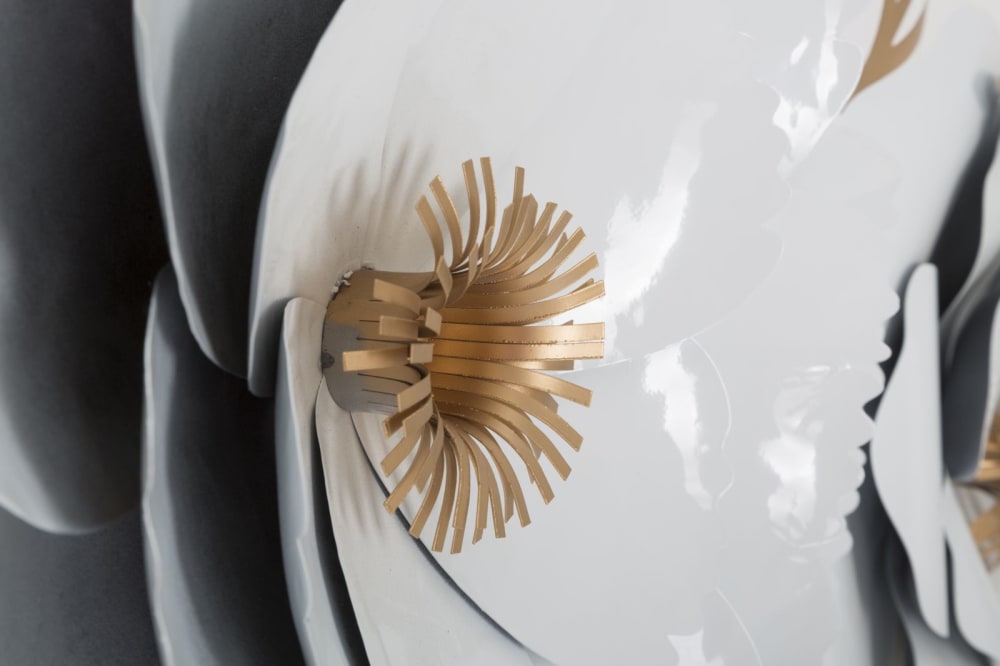 Panneau décoratif 3d en métal blanc et doré 158x9x60 cm — vue 4