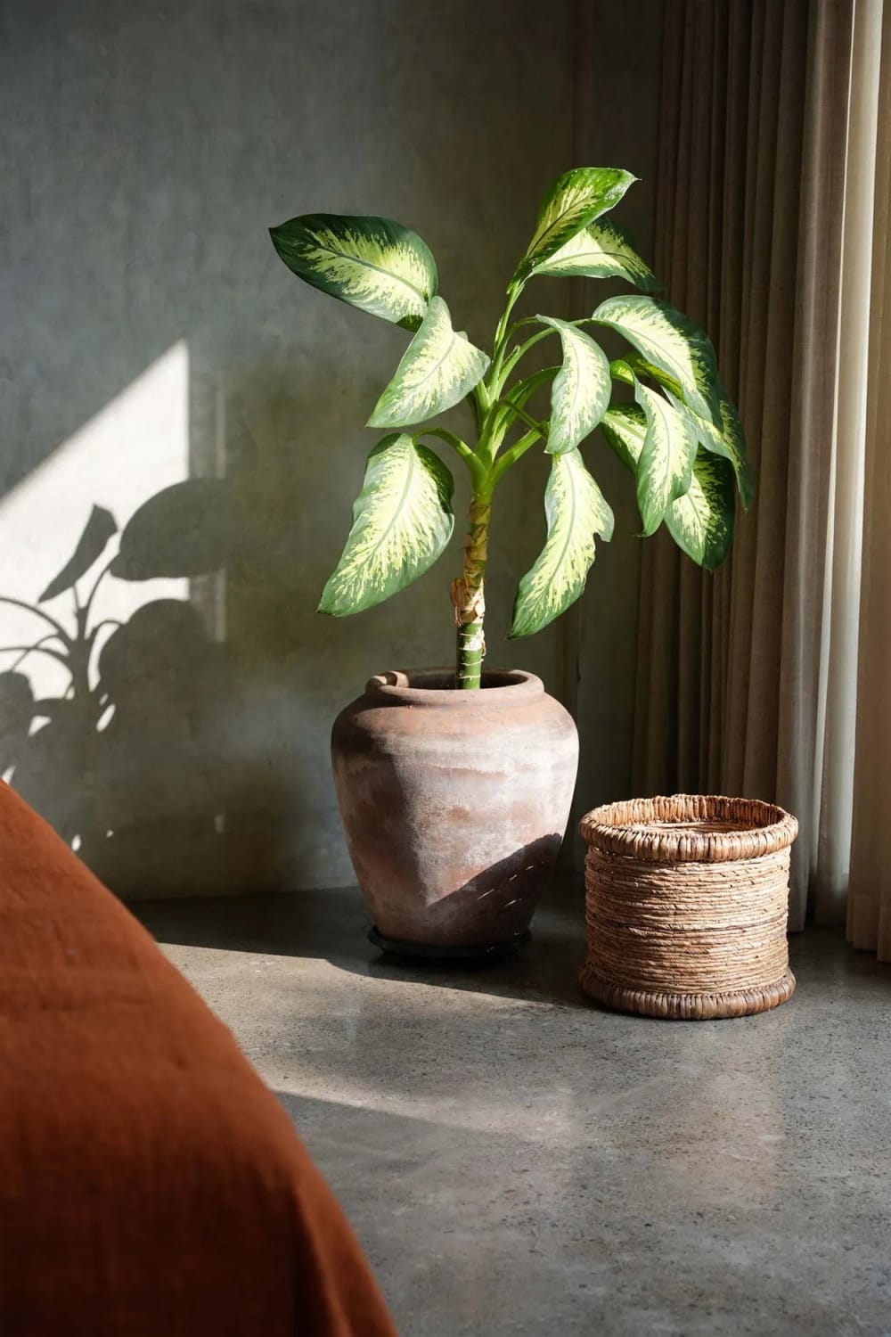 Panier jacinthe d’eau et feuille de bananier marron 38x38x34cm