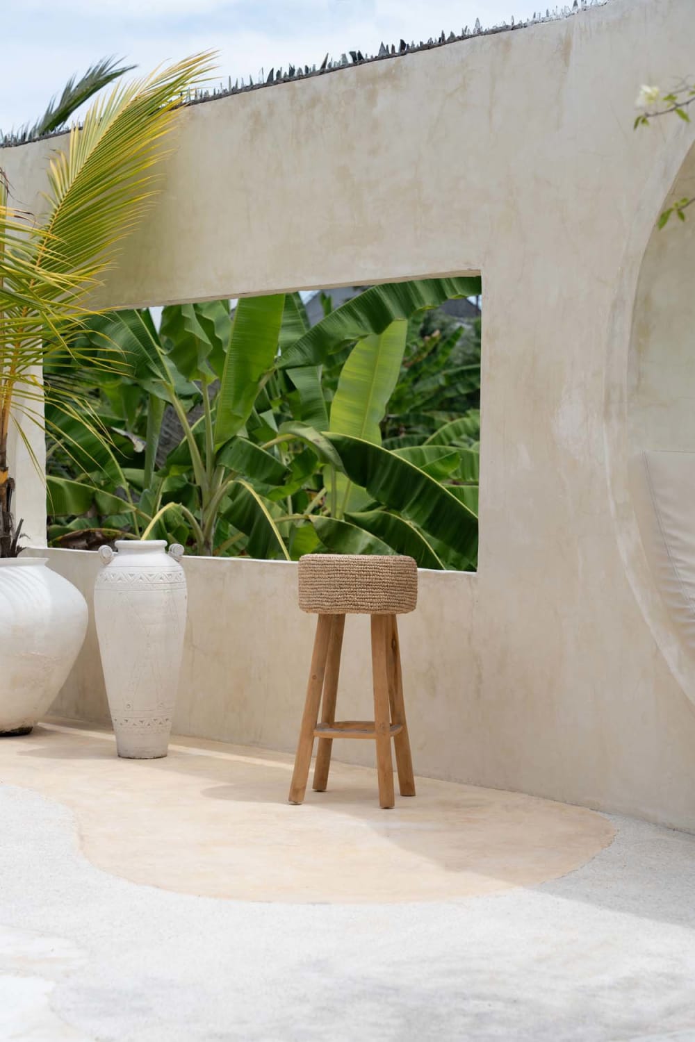 Tabouret de bar bois de teck et raphia marron 35x35x75cm - Maisons du Monde